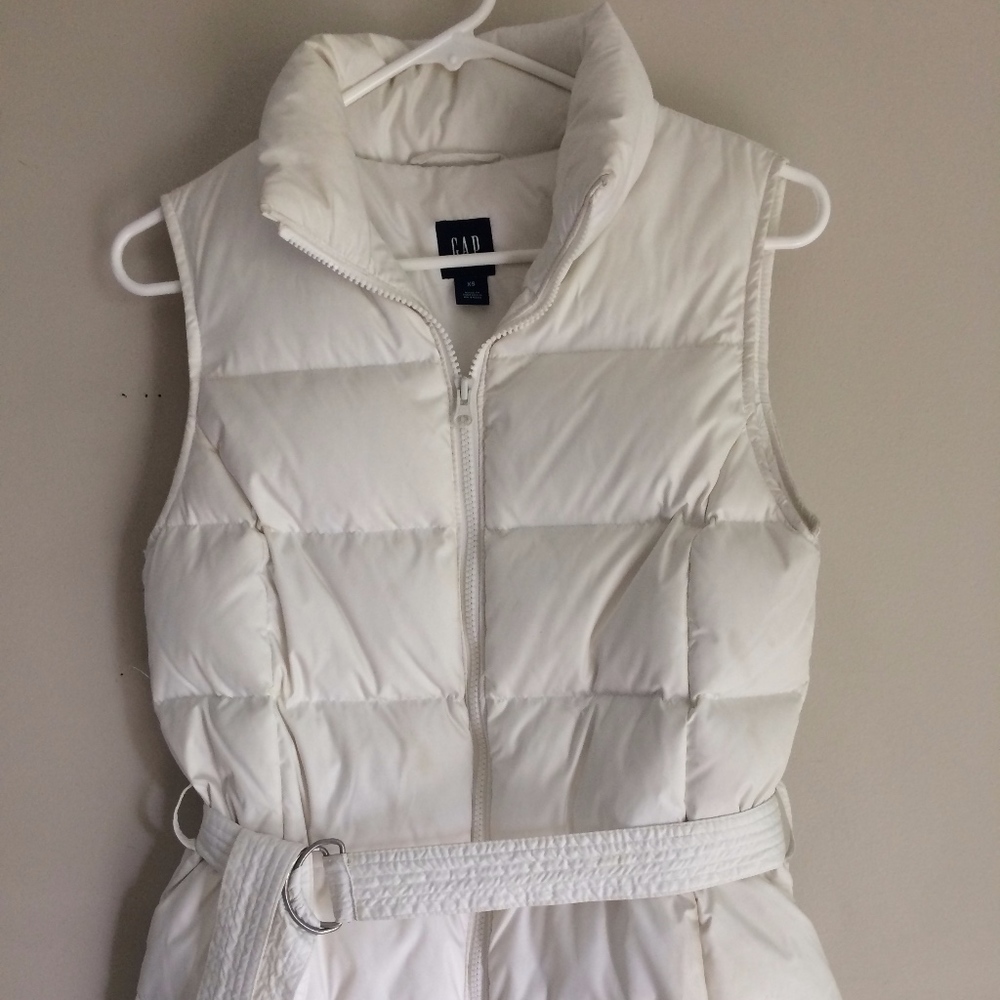 Gap White Down Puffer Vest with Belt